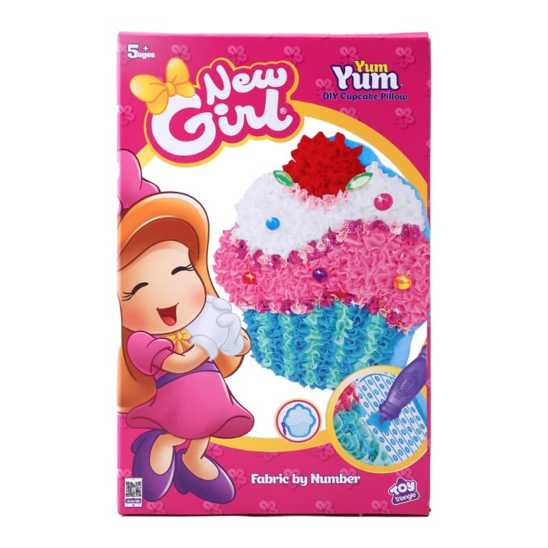 New Girl DIY Pillow - Yum Yum Cupcake