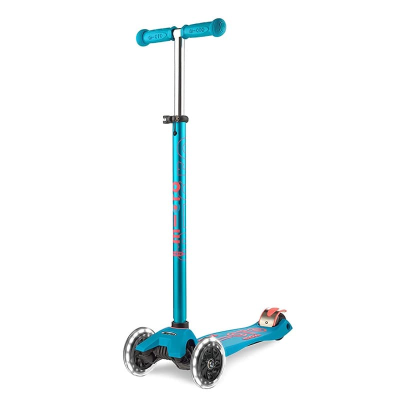 Micro Maxi Deluxe Scooter With LED Wheels - Aqua