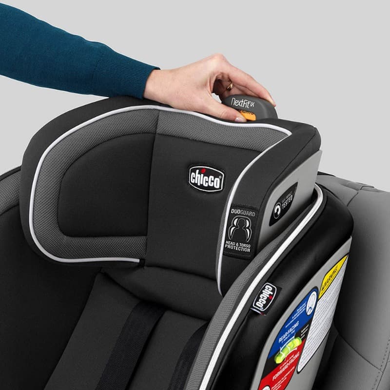 Chicco - Nextfit Zip Convertible Baby Car Seat - Geo thumbnail 2