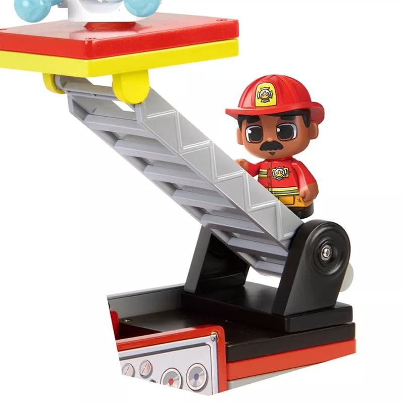 Tile Town Fire Truck Magnetic Tiles Set thumbnail 4