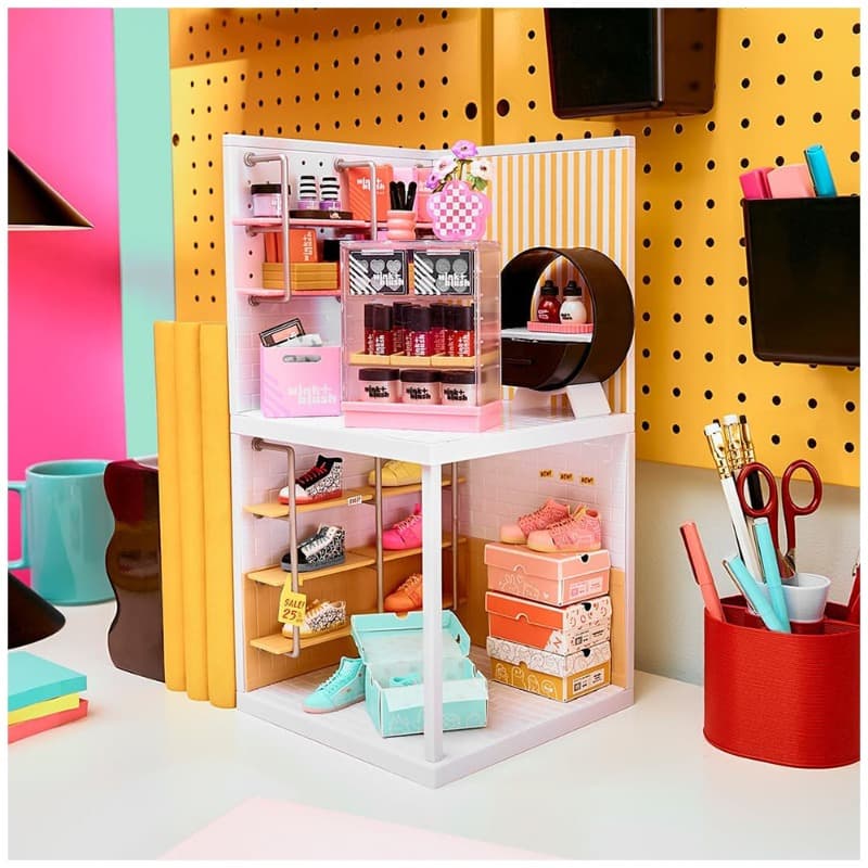 MGA’s Miniverse Spaces Starter Pack Pink thumbnail 3